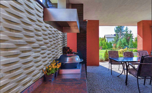 outdoor kitchen